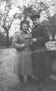 Леонид Афанасьевич со своей женой Марией.