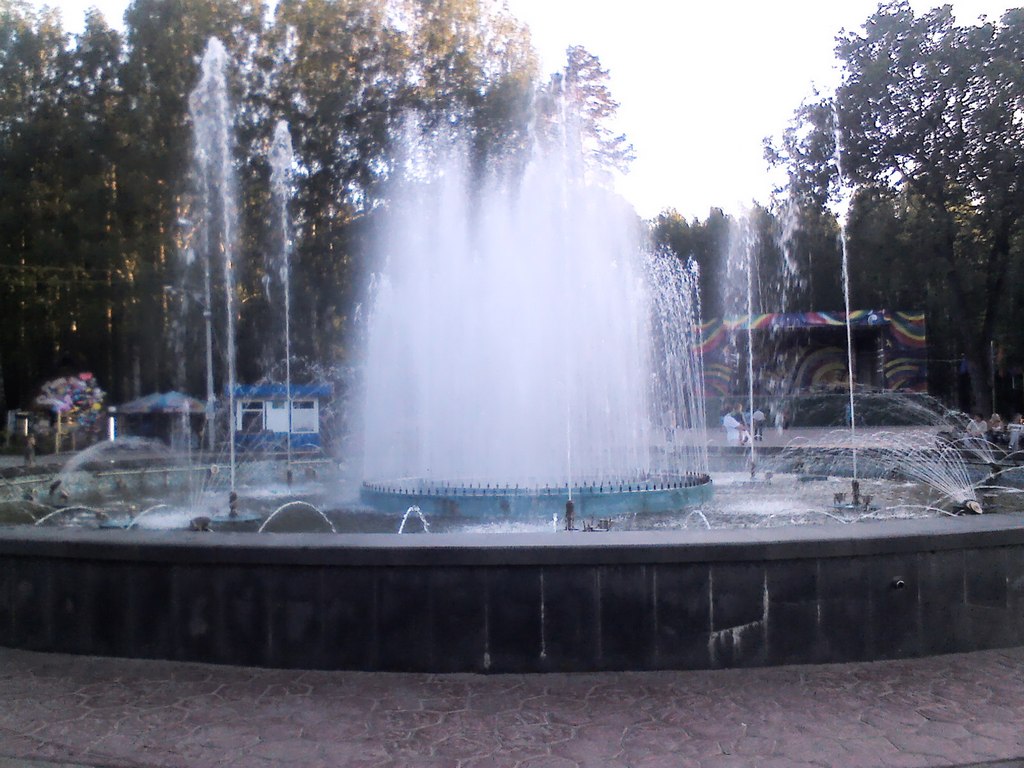 ЦПКиО - центральный фонтан